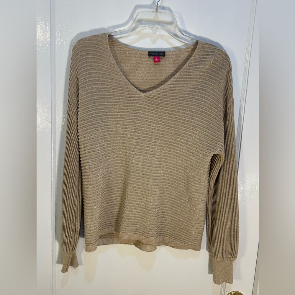 Vince Camuto Women's Size Small Gold With Gold Mettalic Tread Pullover Top